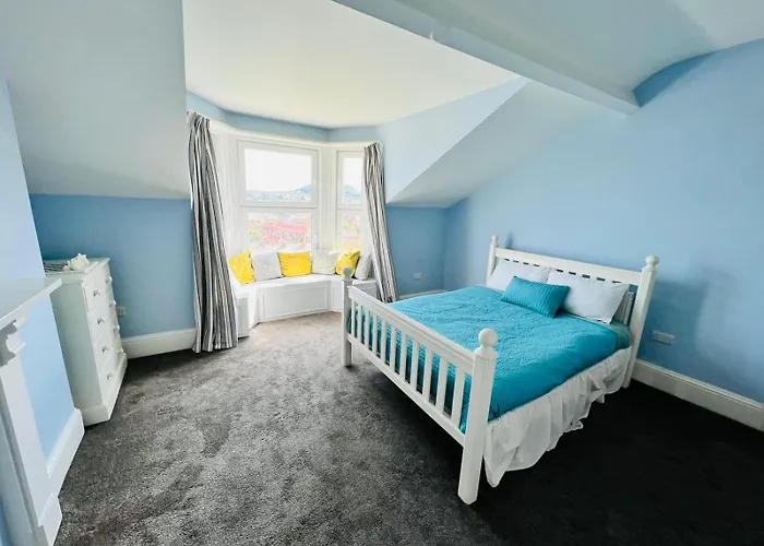 Lindas Coastal Bliss Lägenhet